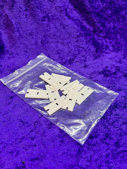10 pack plastic razor blades